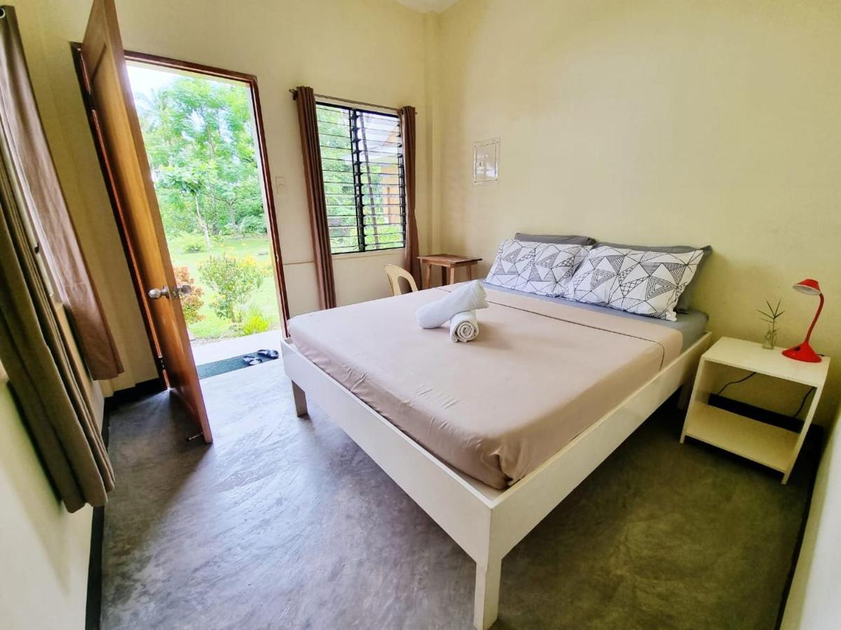 Bahandi Beach Lodge Mambajao Exteriör bild